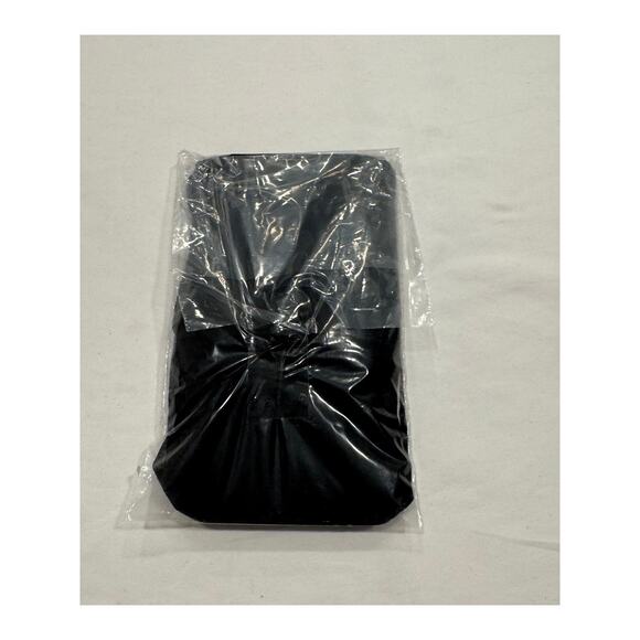 NEW Frederick’s of Hollywood Scallop Lace Top Thigh High Stockings 2X Leg Ware - Picture 5 of 5